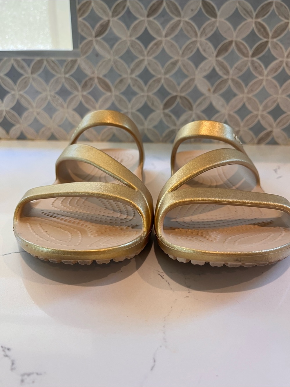 CROCS Kadee II Metallic Gold Double-Strap Strappy Slide Sandals Women's Size 9 - Picture 5 of 12